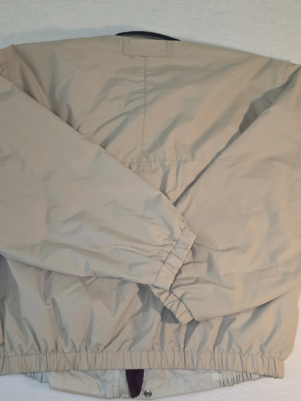 VTG Saratoga Sport Windbreaker With Chevron Emblem Mens Size Large Made In USA